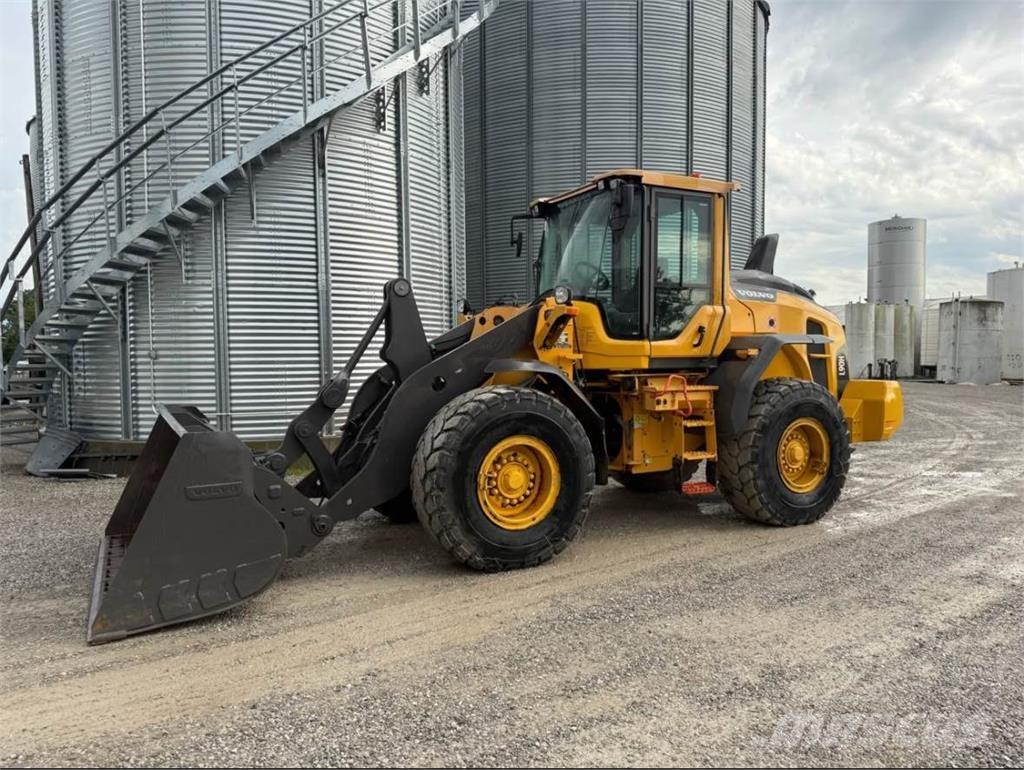 Volvo L90H  휠로우더