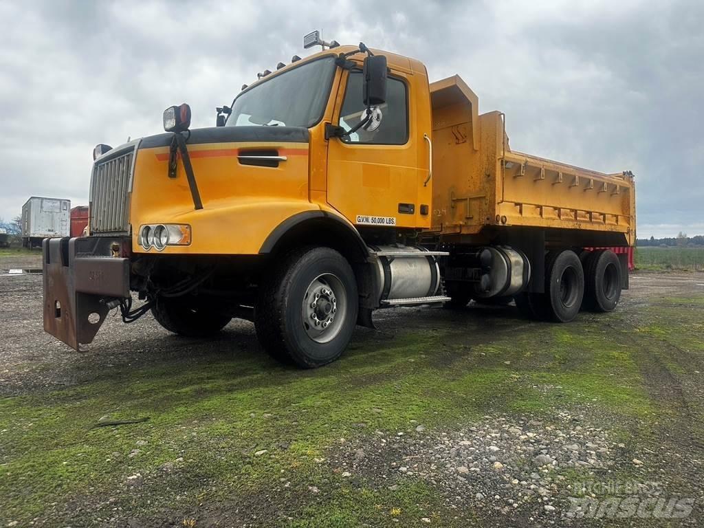 Volvo VHD 덤프 트럭