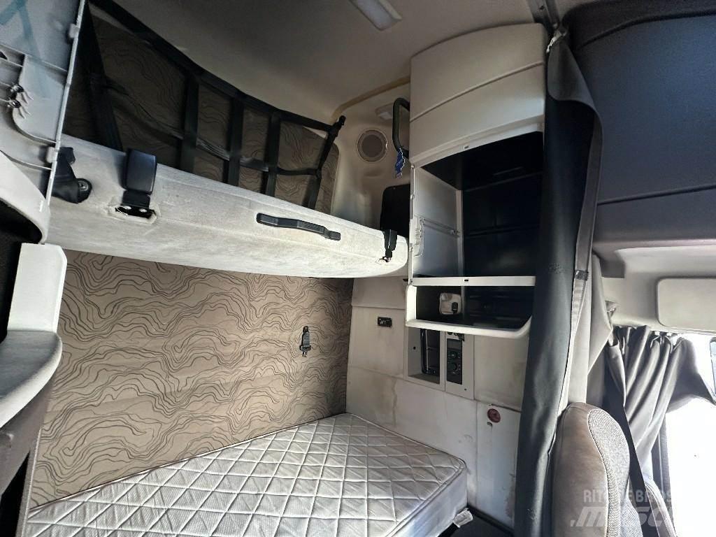 Volvo VNL 운송 장비 - 기타