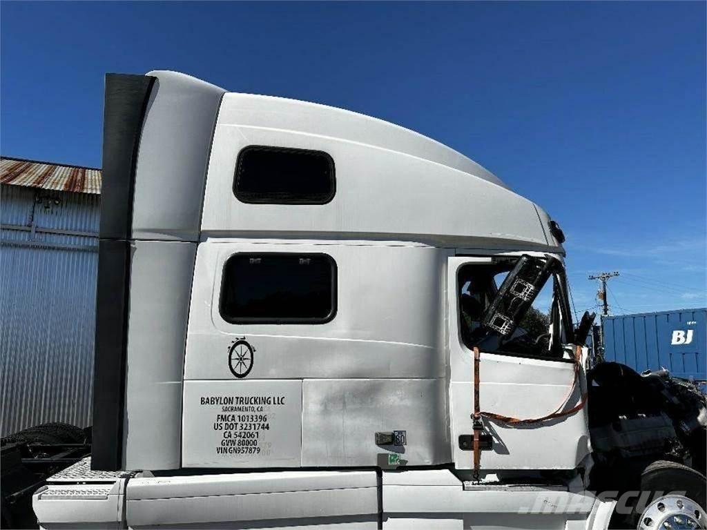 Volvo VNL 운송 장비 - 기타