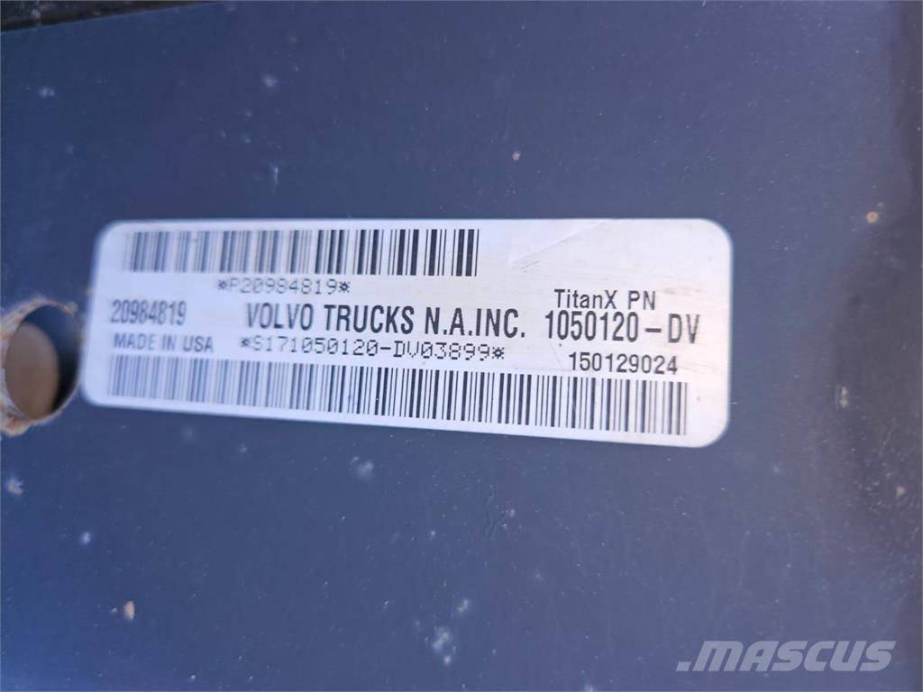 Volvo VNL 라디에이터