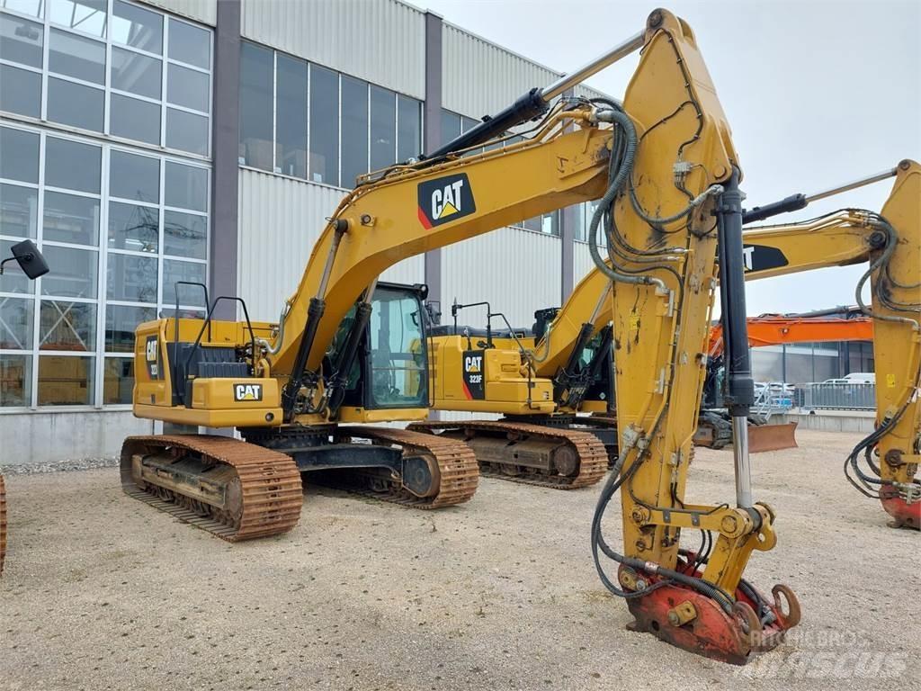 CAT 323 대형 굴삭기 29톤 이상