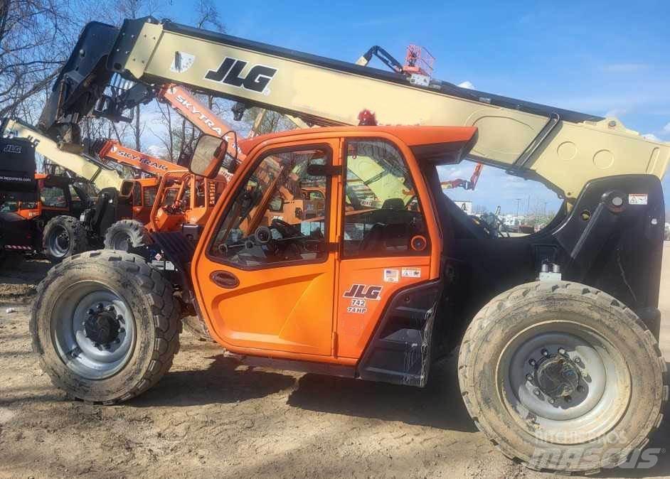JLG 742 텔러 핸들러