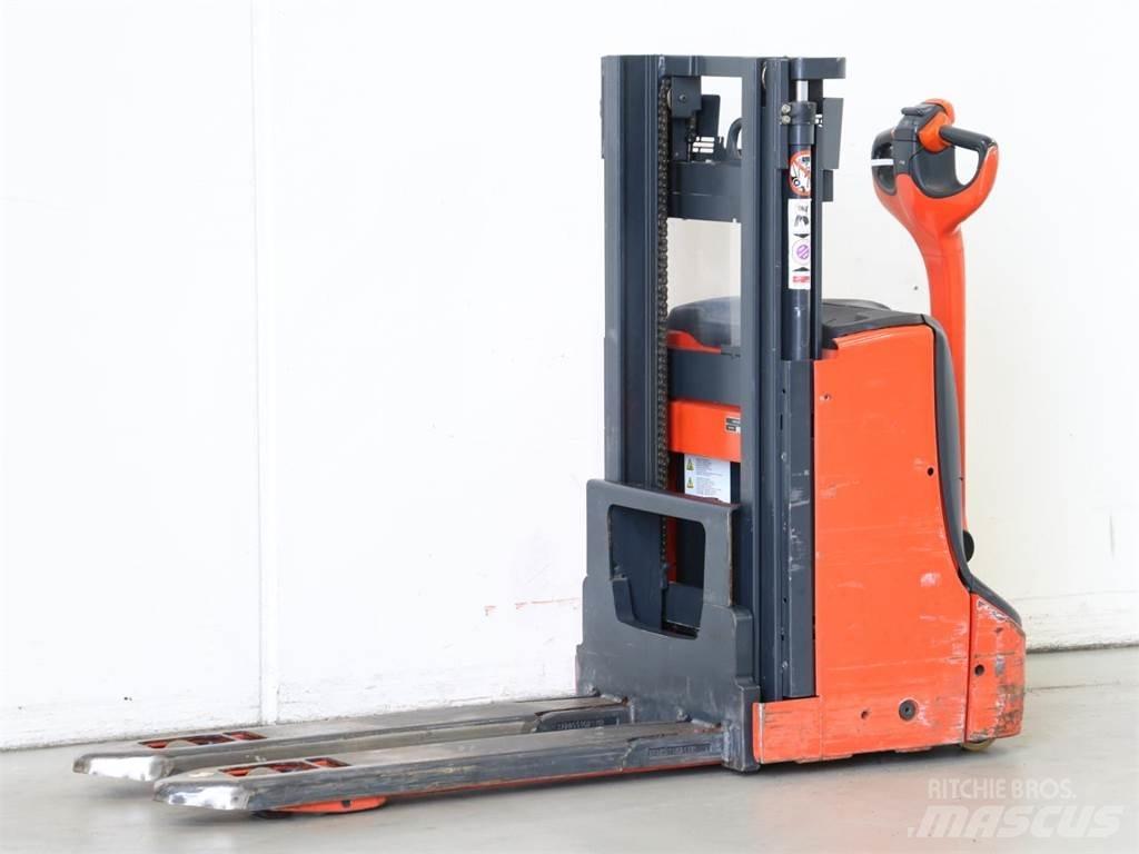 Linde D06/1160-00 포크리프트
