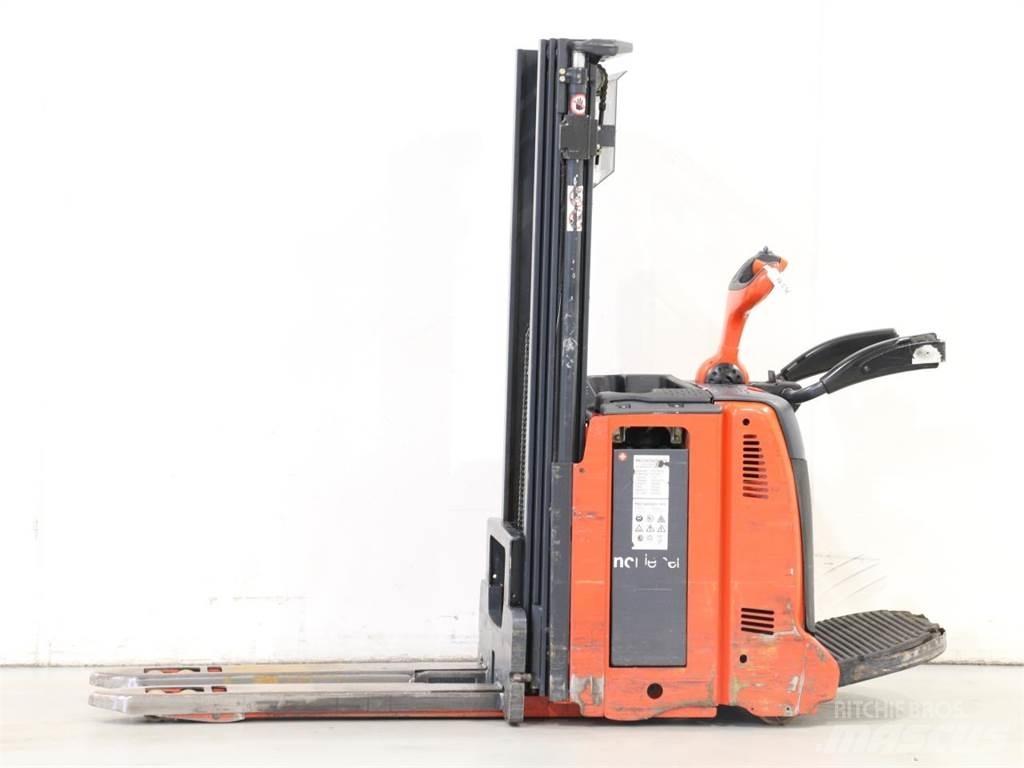 Linde D12AP/133 포크리프트
