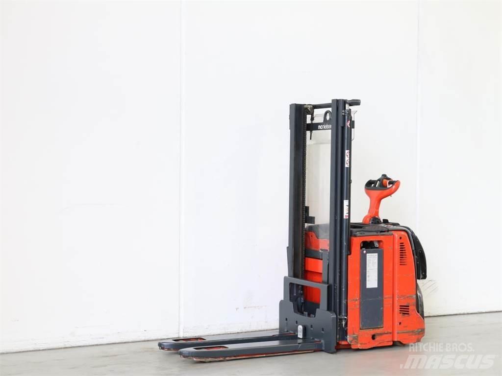Linde D12AP/133 포크리프트