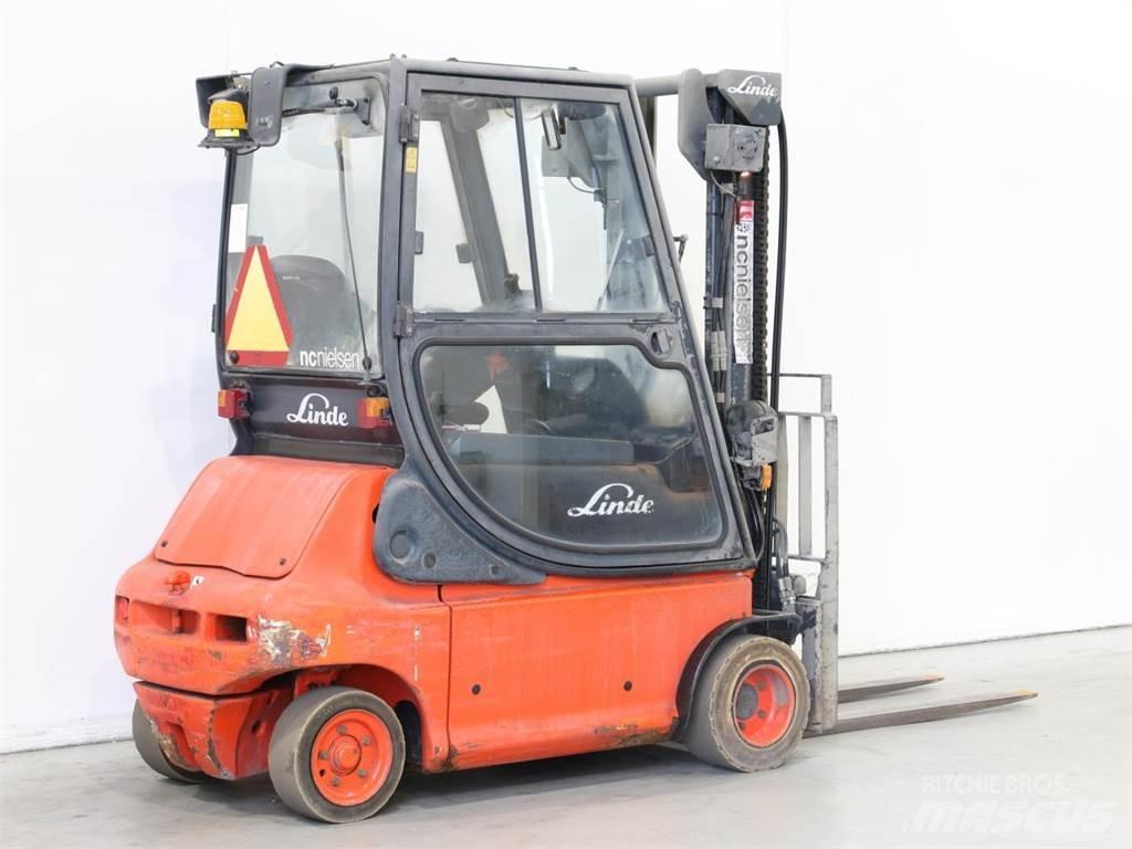 Linde E20P/335-02 전동 지게차
