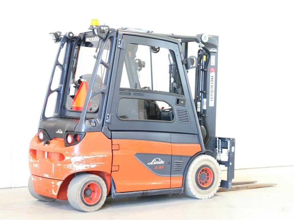 Linde E30/387 전동 지게차