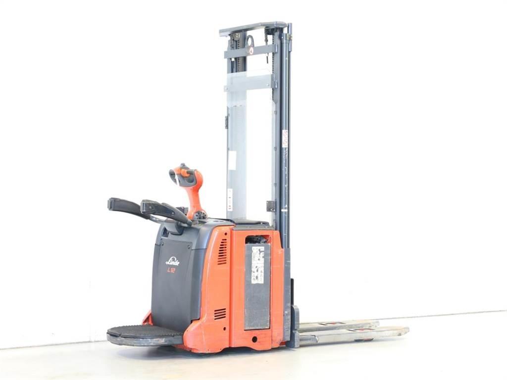 Linde L12AP/133-00 포크리프트