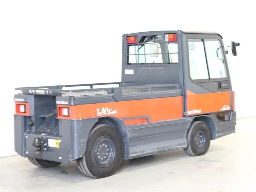 Linde P250/127 견인 트럭