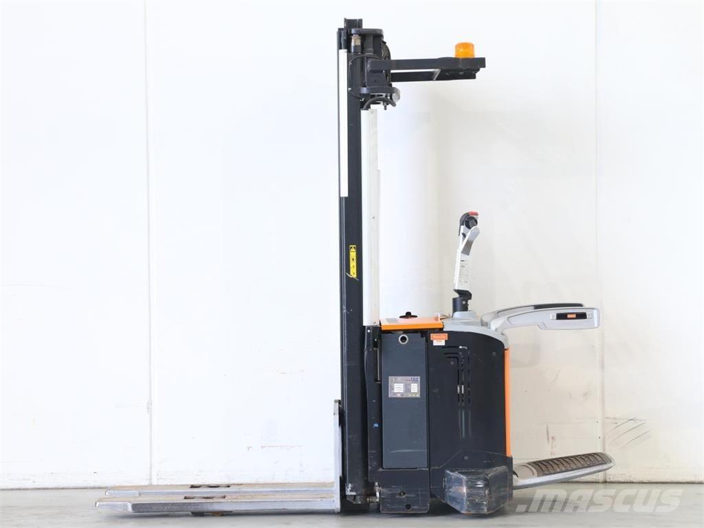 Rocla SP16AC TF5400 포크리프트