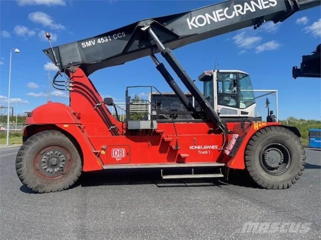 SMV 4531 CC5 리치 트럭