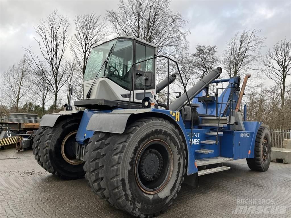 SMV 4535 TC5 리치 트럭