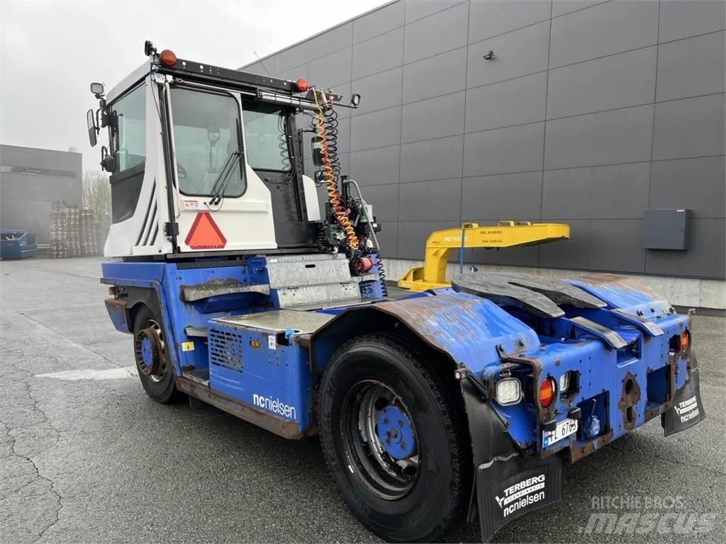 Terberg RT223 4X4 자재 장비 - 기타