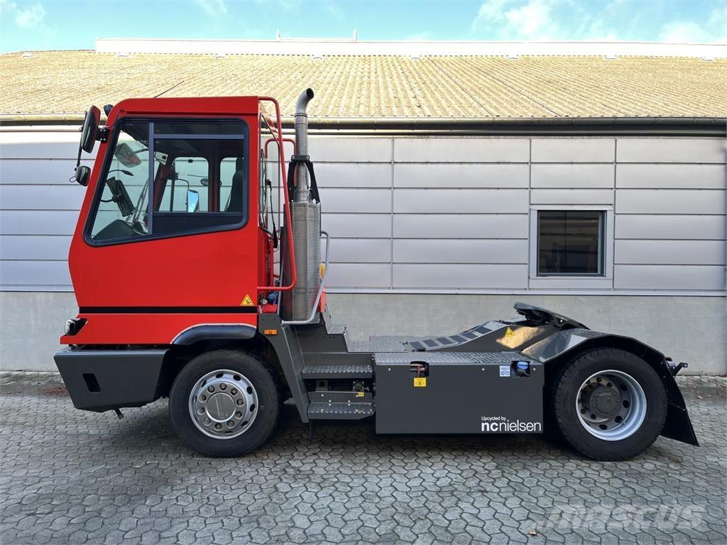 Terberg YT222 4X2 자재 장비 - 기타