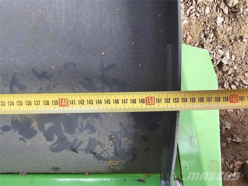 Avant Avoharja 브러쉬