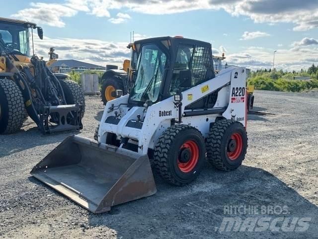 Bobcat A220  스키드로더