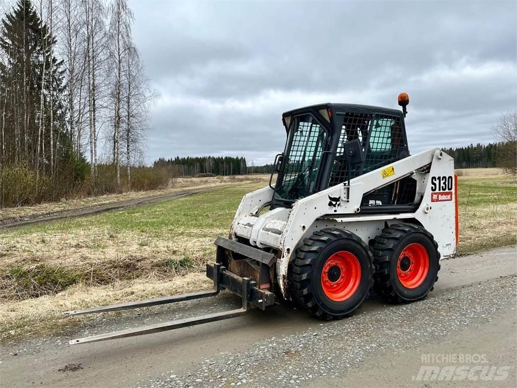 Bobcat S130  스키드로더