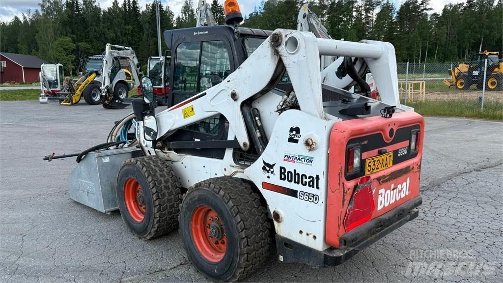 Bobcat S650  스키드로더