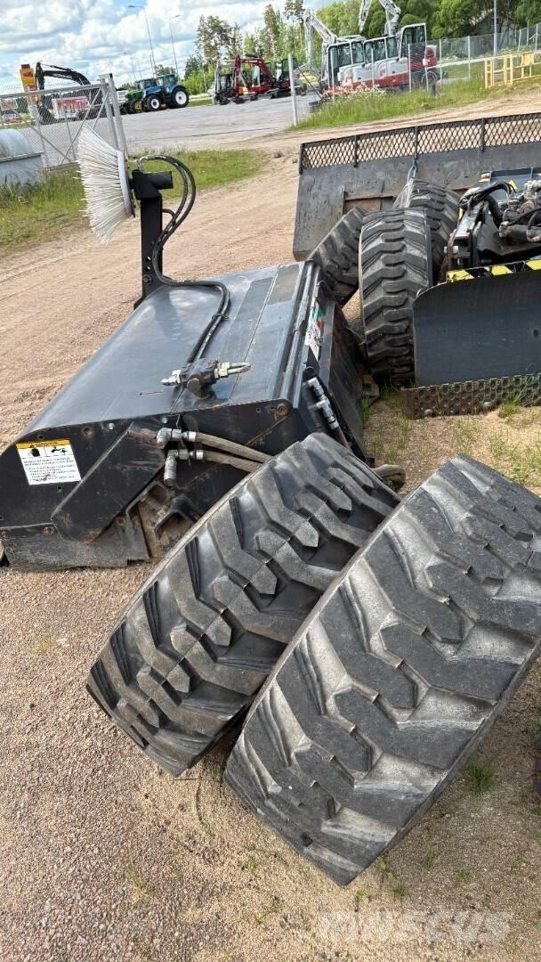 Bobcat S650  스키드로더