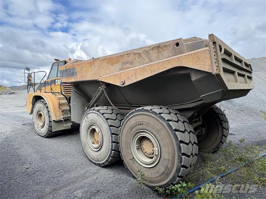 CAT 740 연결식 홀러