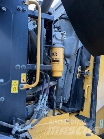 CAT 982M  휠로우더