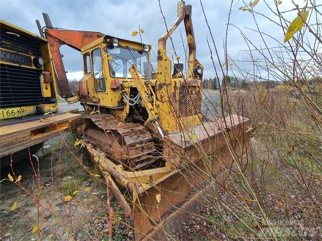 CAT D4D 크롤러 도저