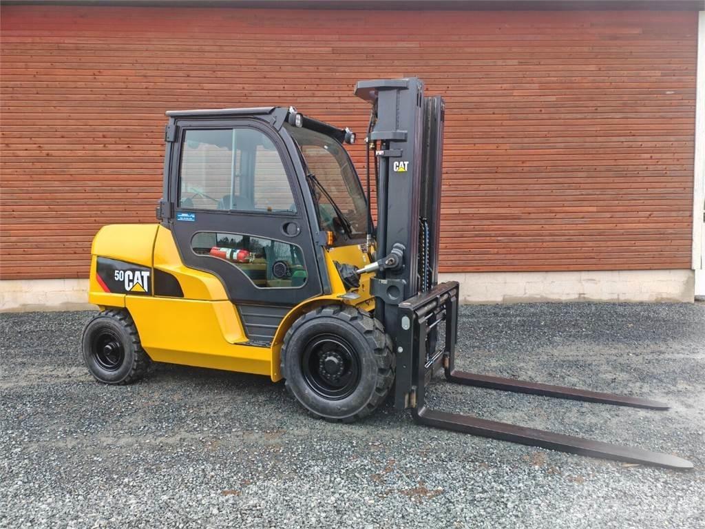 CAT DP50NT 디젤 지게차