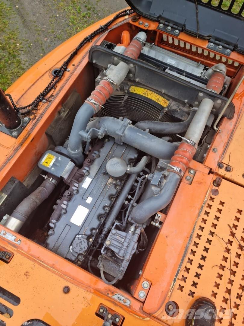Doosan 160 LC 대형 굴삭기 29톤 이상