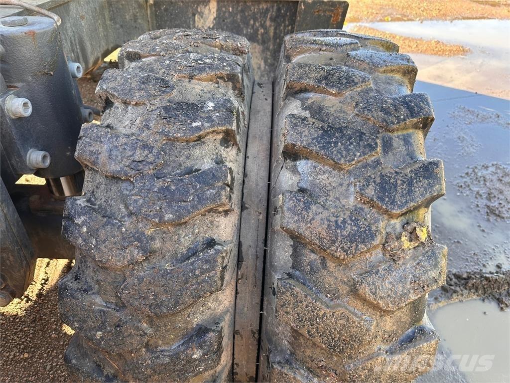 Doosan DX170W-5  휠 굴삭기