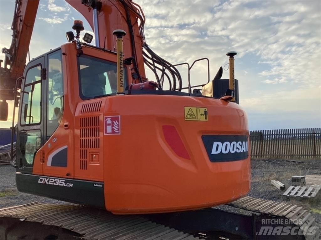 Doosan DX235 LCR 대형 굴삭기 29톤 이상