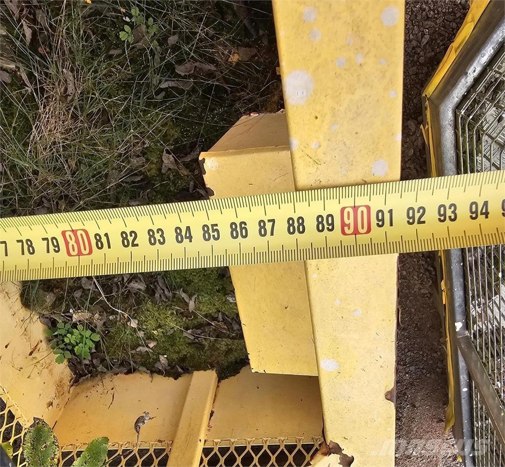  Henkilökori 기타 승강장비