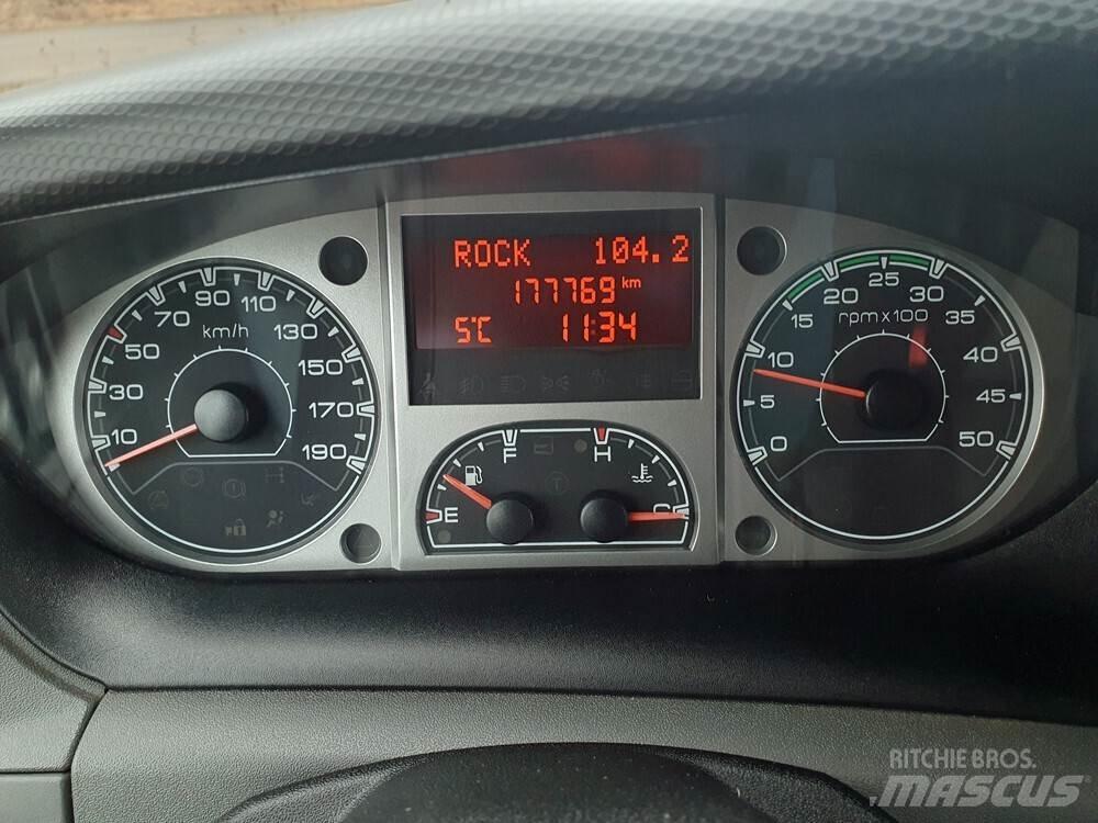Iveco 35S17 패널 화물차
