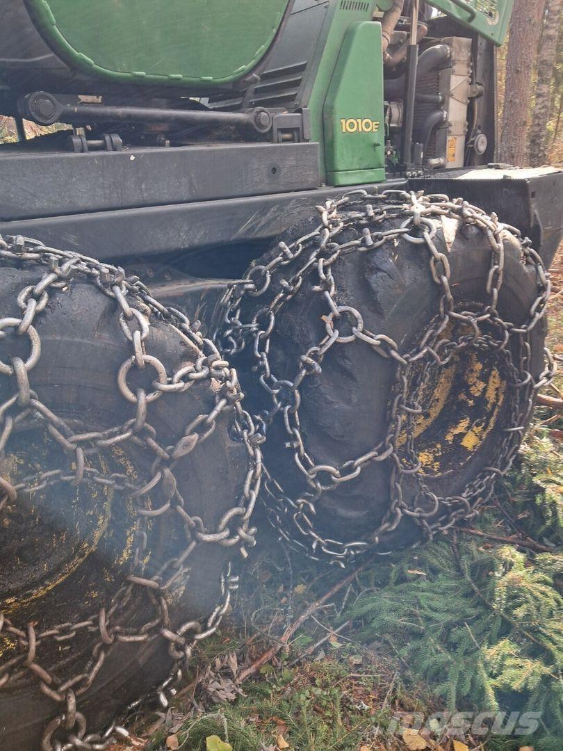 John Deere 1010e 원목 포워더