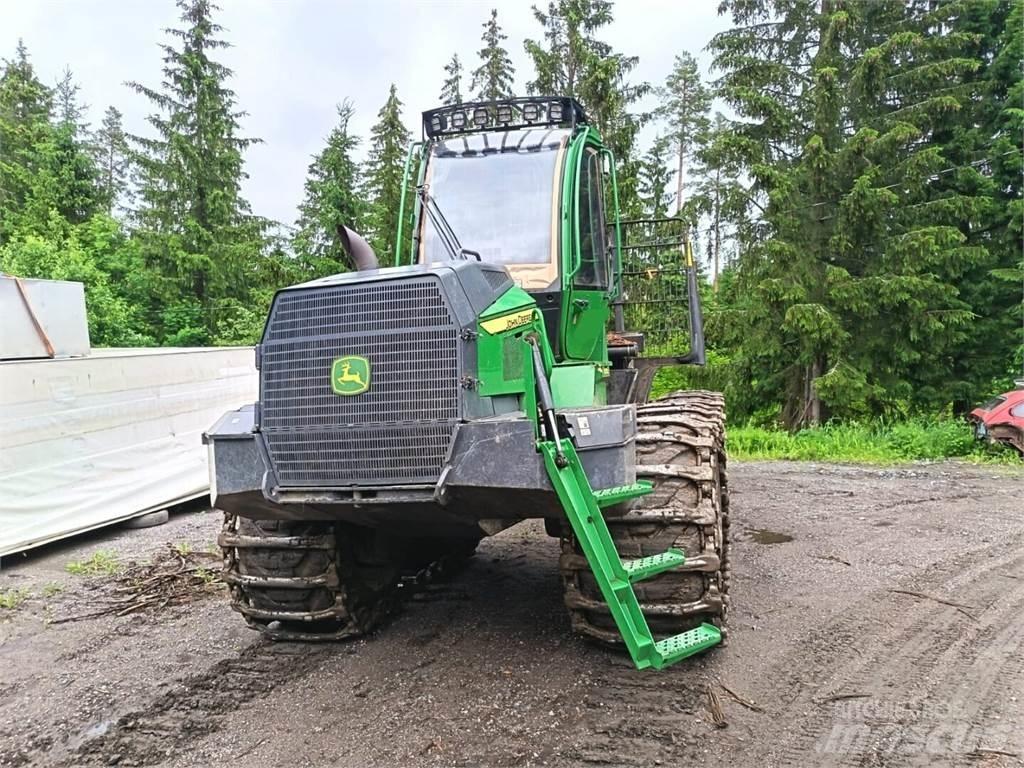 John Deere 1010G 원목 포워더