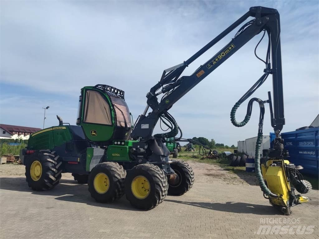 John Deere 1070 G 원목 하베스터