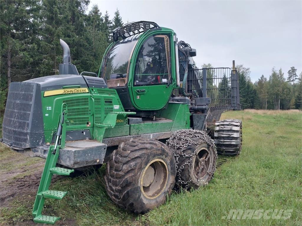 John Deere 1210G 원목 포워더