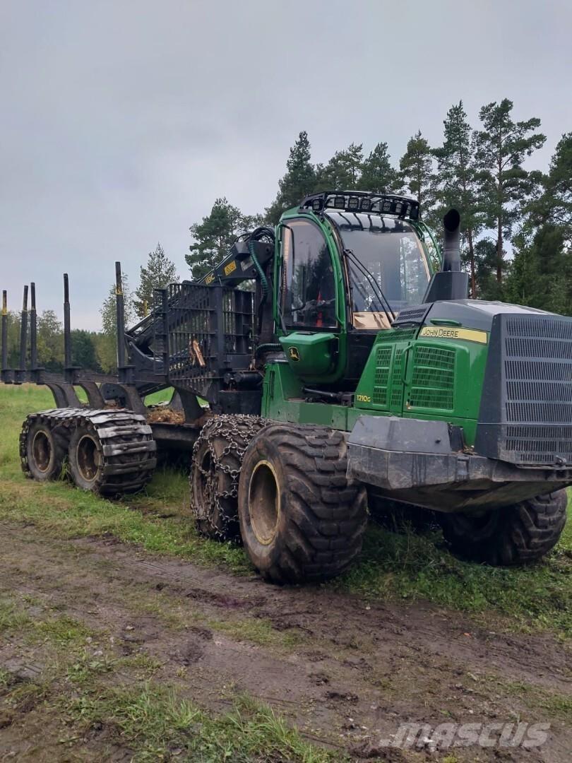 John Deere 1210G 원목 포워더