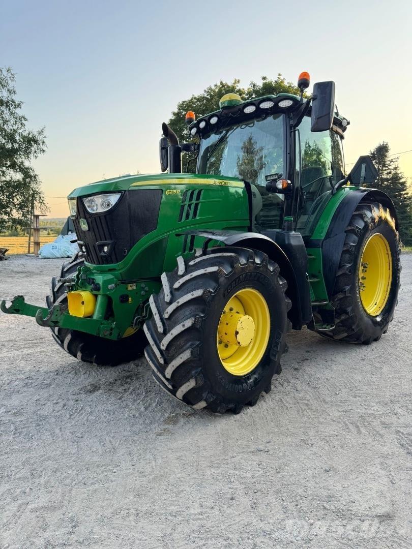 John Deere 6215R 트랙터