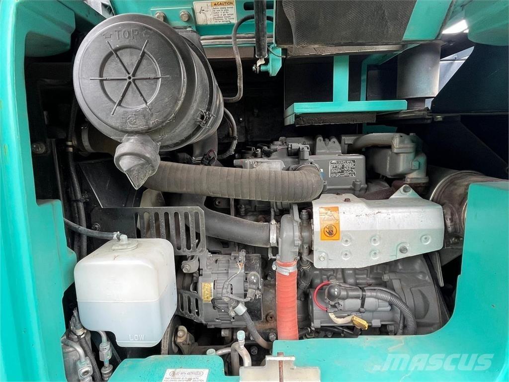 Kobelco SK75SR 중형굴삭기 7톤-28톤