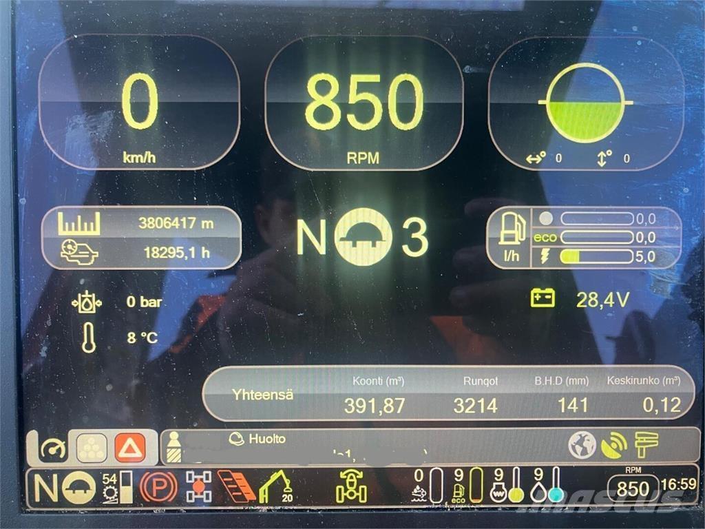 Komatsu 901tx.1 원목 하베스터