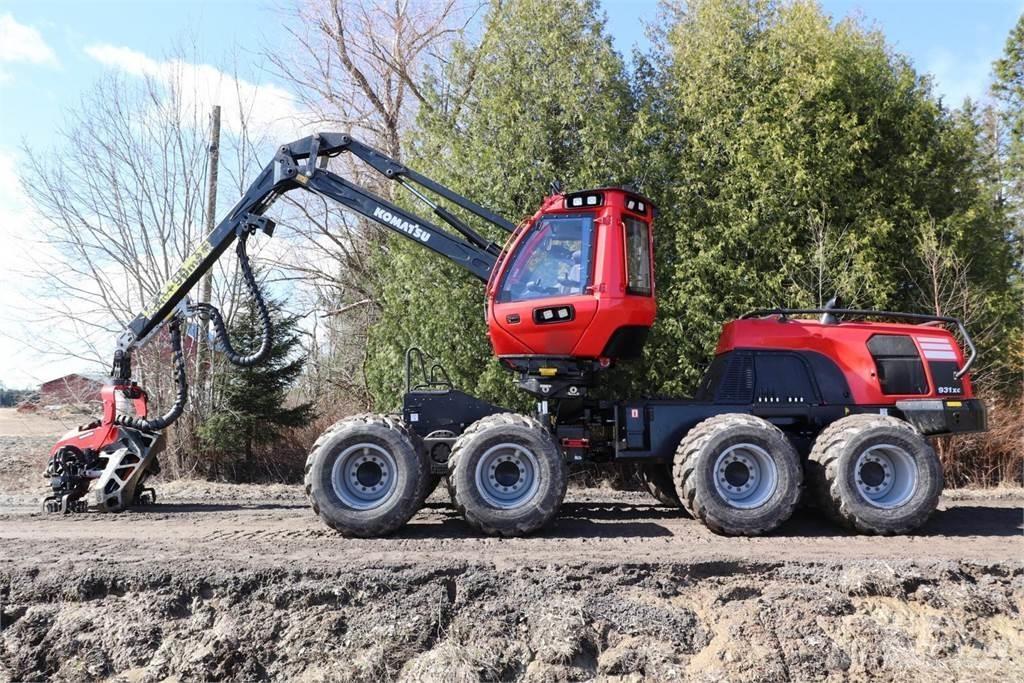 Komatsu 931XC 원목 하베스터
