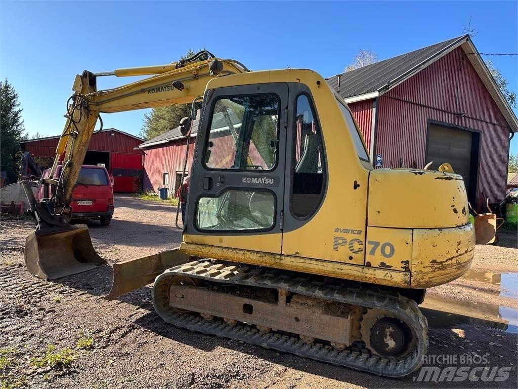 Komatsu PC70-7 중형굴삭기 7톤-28톤