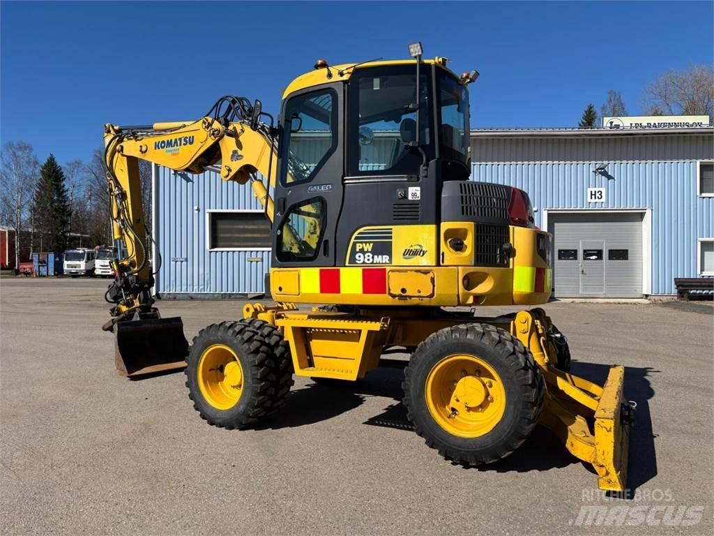 Komatsu PW 98MR-6  휠 굴삭기