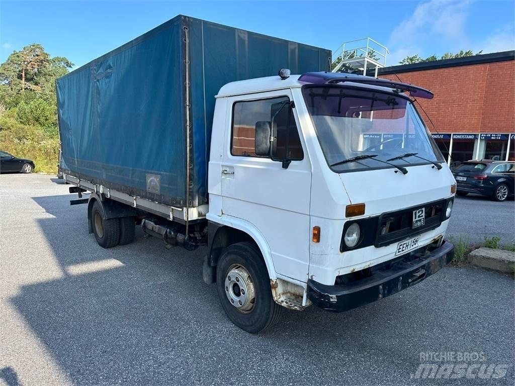 MAN Vw 9.136 커튼사이더 트럭