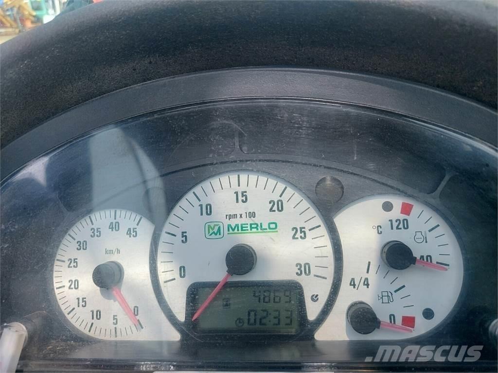 Merlo P40.17 텔러 핸들러