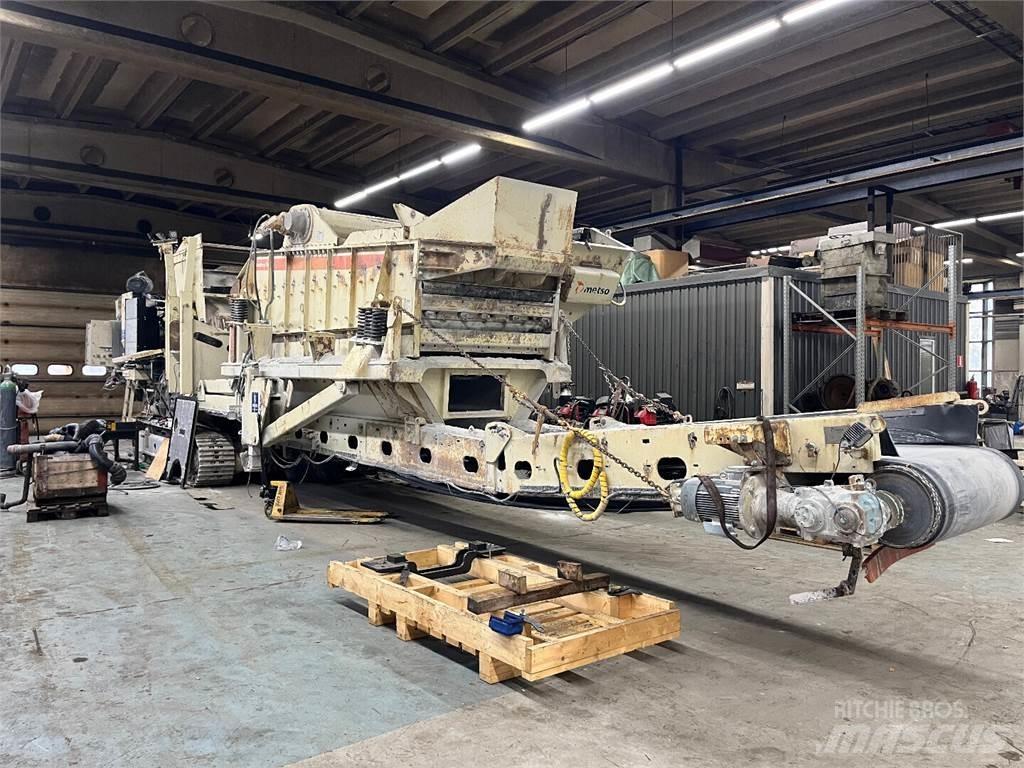 Metso LT1100 크러셔