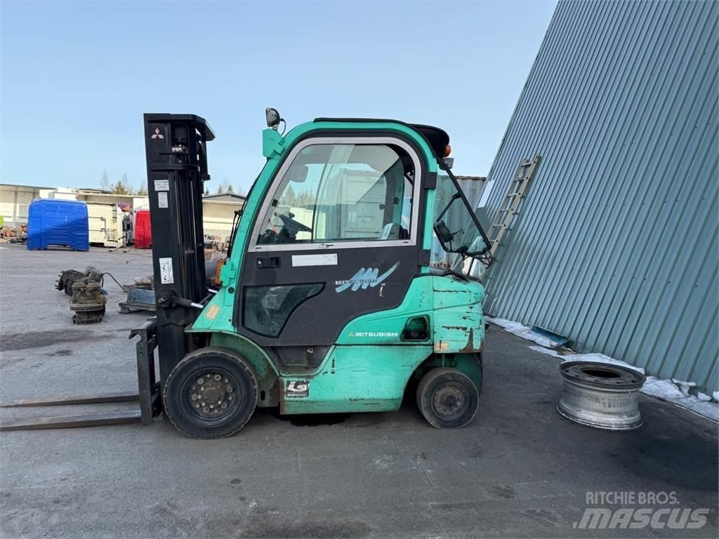 Mitsubishi FD20N 디젤 지게차