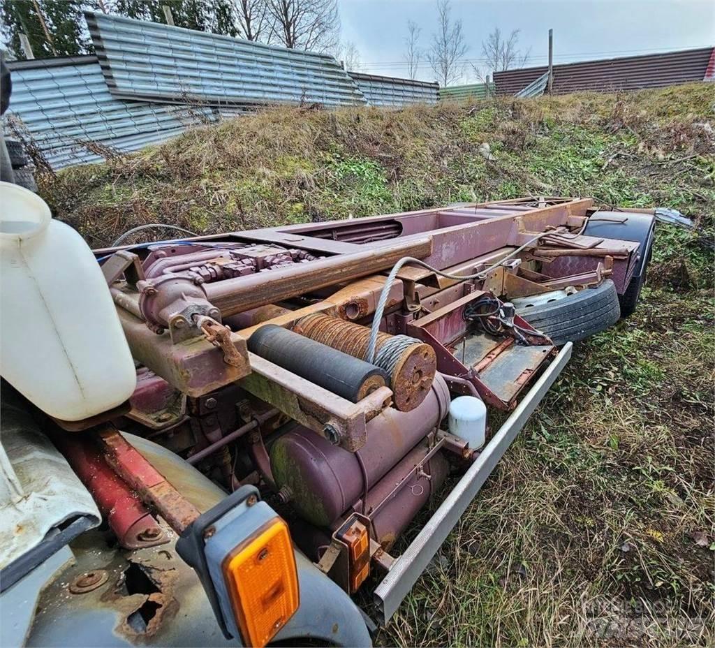 Renault M230ti 훅 리프트 트럭