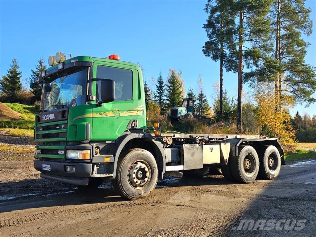 Scania 124C 6X4 훅 리프트 트럭